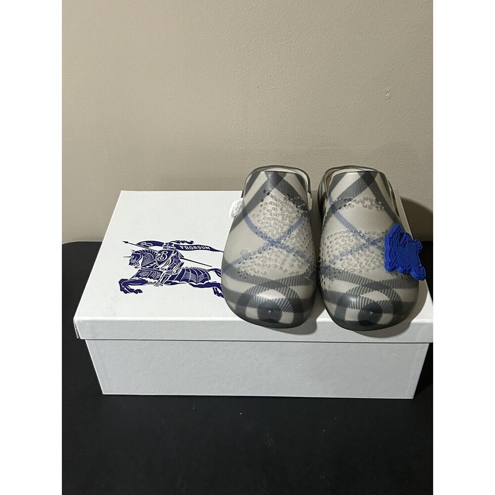 Burberry Women Stringray Check Sandals Size 36